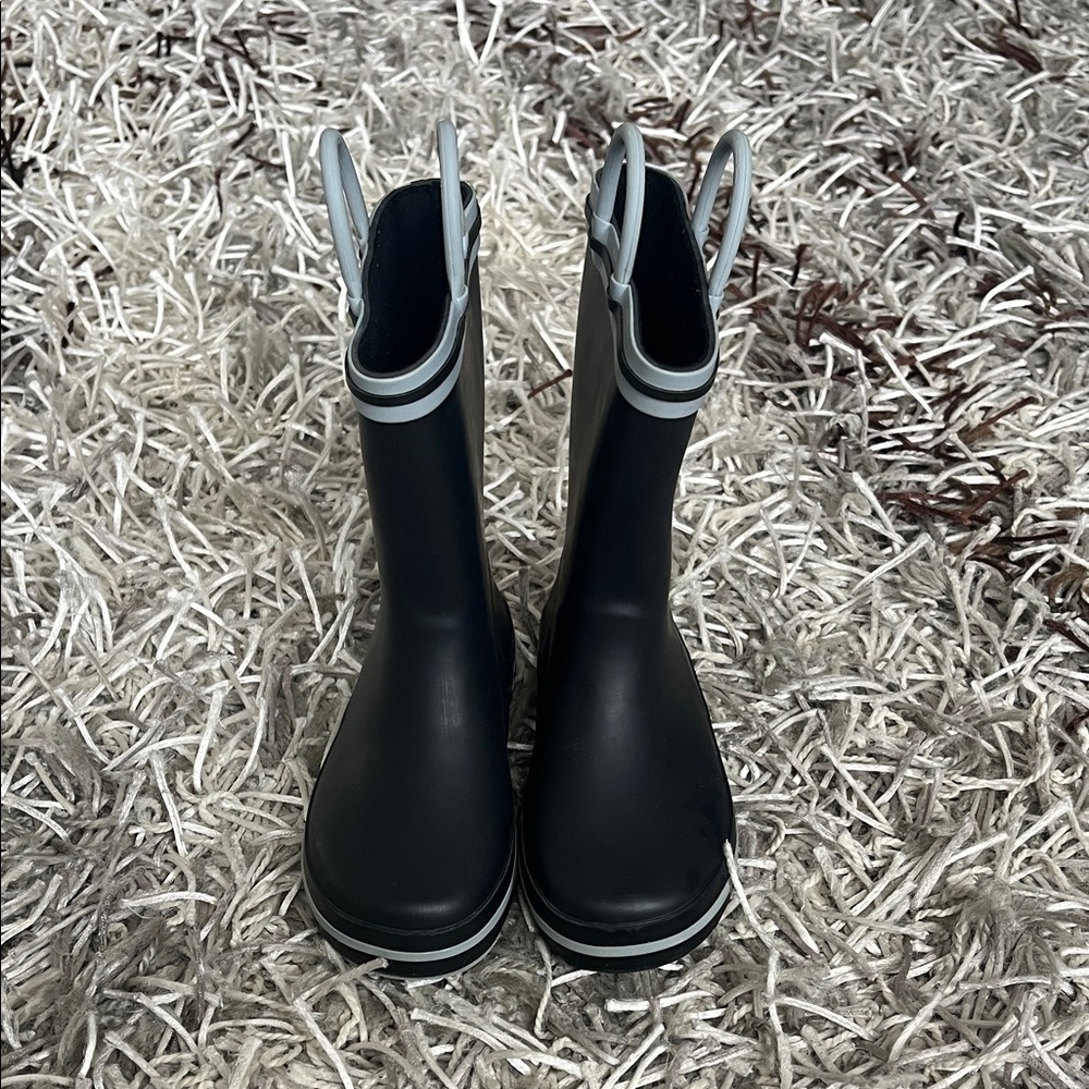 Kids Black Pull-On Rain Boots with Gray Trim